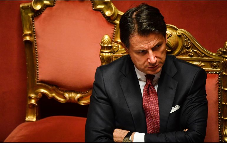 Conte criticó al líder ultraderechista de la Liga Matteo Salvini, ministro del Interior, por su comportamiento político, que tildó de 