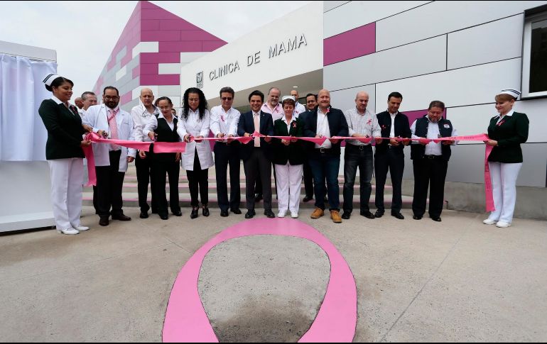 El Gobernador declara que la clínica será un centro de diágnostico para la atención oportuna del cáncer de mama, que buscará favorecer a la disminución de esta enfermedad. ESPECIAL/Gobierno de Jalisco