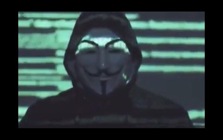 Anonymous señaló en un video que revelaría secretos del presidente Donald Trump y el vínculo con Jeffrey Epstein y otras figuras públicas si no se hacía justicia el caso de George Floyd. ESPECIAL.