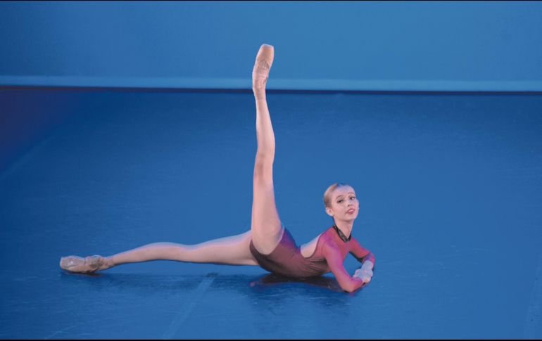 Johana Ibarra Lupercio. La bailarina fue merecedora de una mención al talento destacado, dentro del XV Concurso Nacional de Ballet Clásico, Infantil y Juvenil, 2023. ESPECIAL