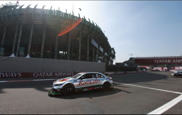 Jorge Garciarce se llevó el triunfo en la carrera de Gran Turismo México (GTM). EL INFORMADOR/ CORTESÍA.