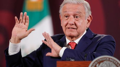 López Obrador firmó el decreto, con el objetivo de proporcionar pensiones suficientes y dignas a los trabajadores mexicanos. EFE / I. Esquivel